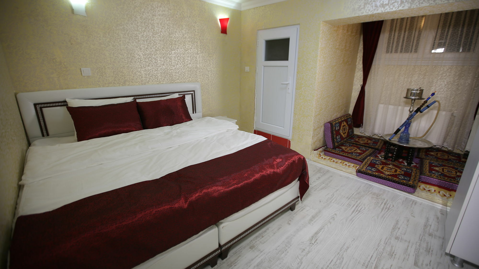 Taksim Brand Suite Istanbul Exterior photo