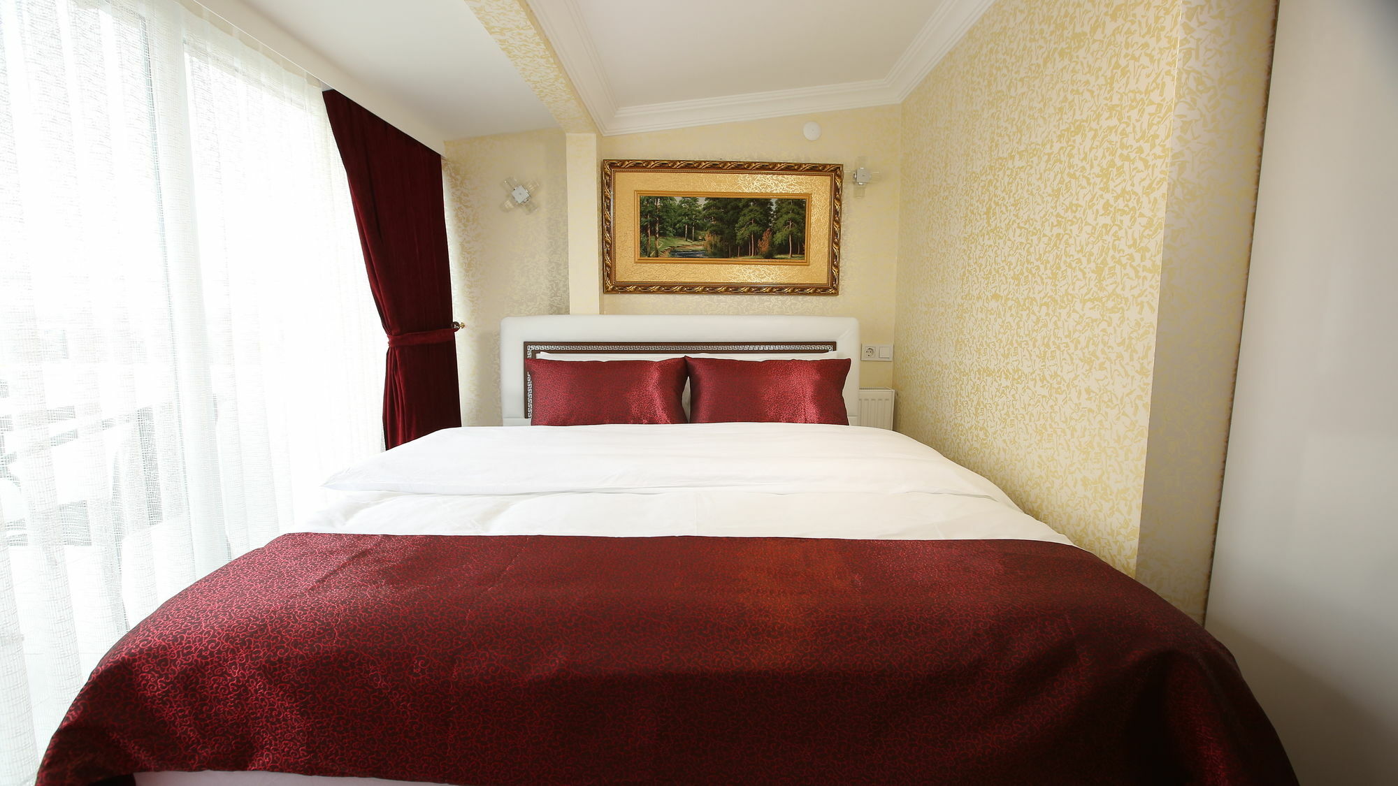 Taksim Brand Suite Istanbul Exterior photo