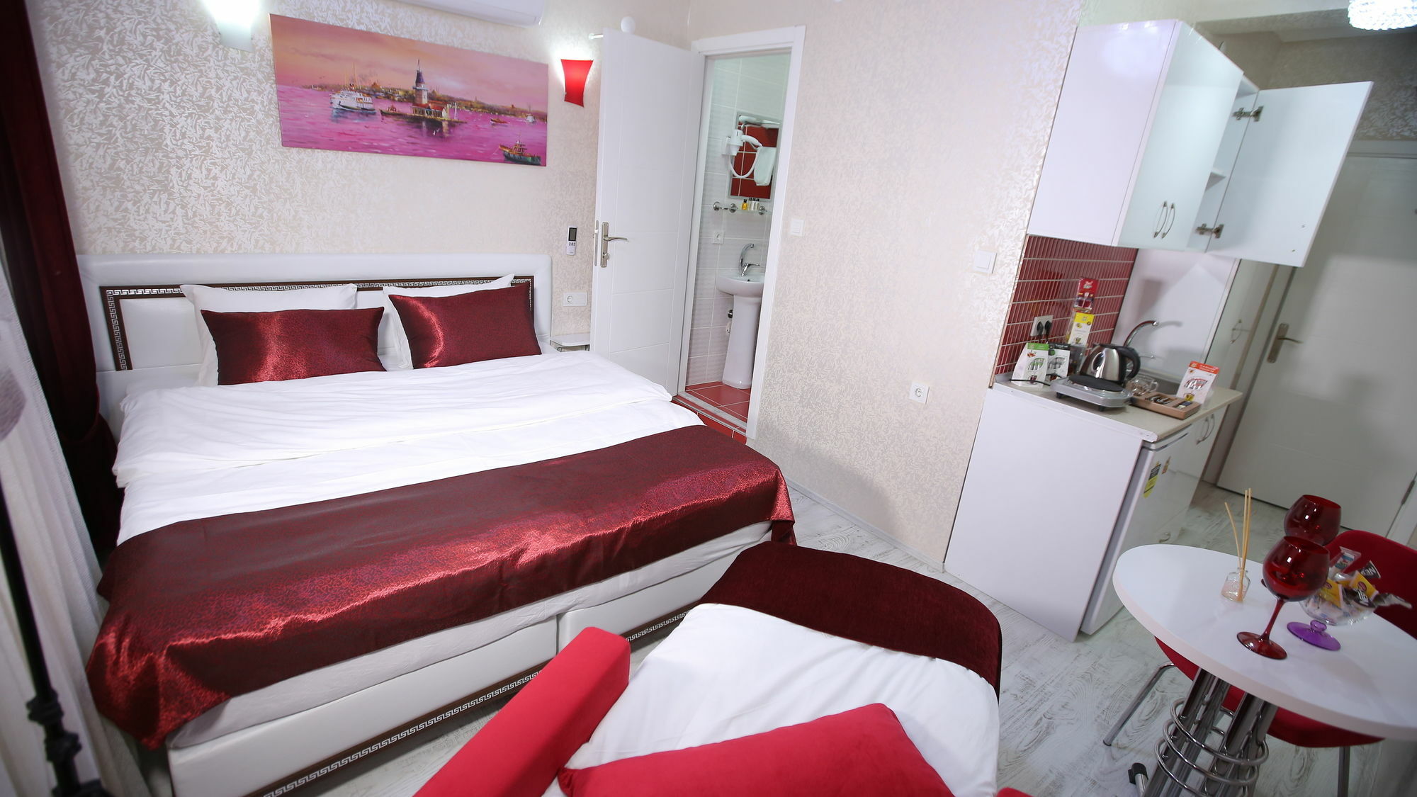 Taksim Brand Suite Istanbul Exterior photo