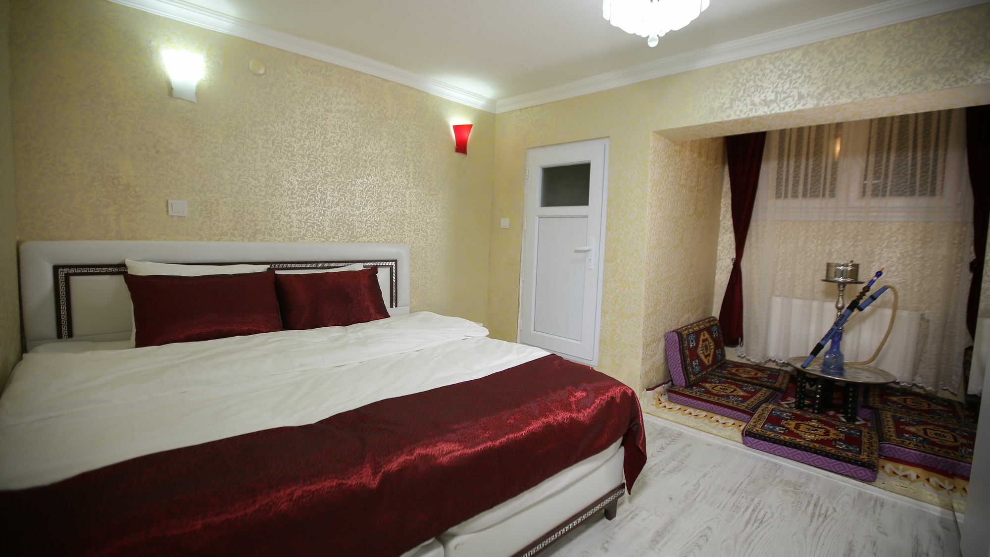 Taksim Brand Suite Istanbul Exterior photo