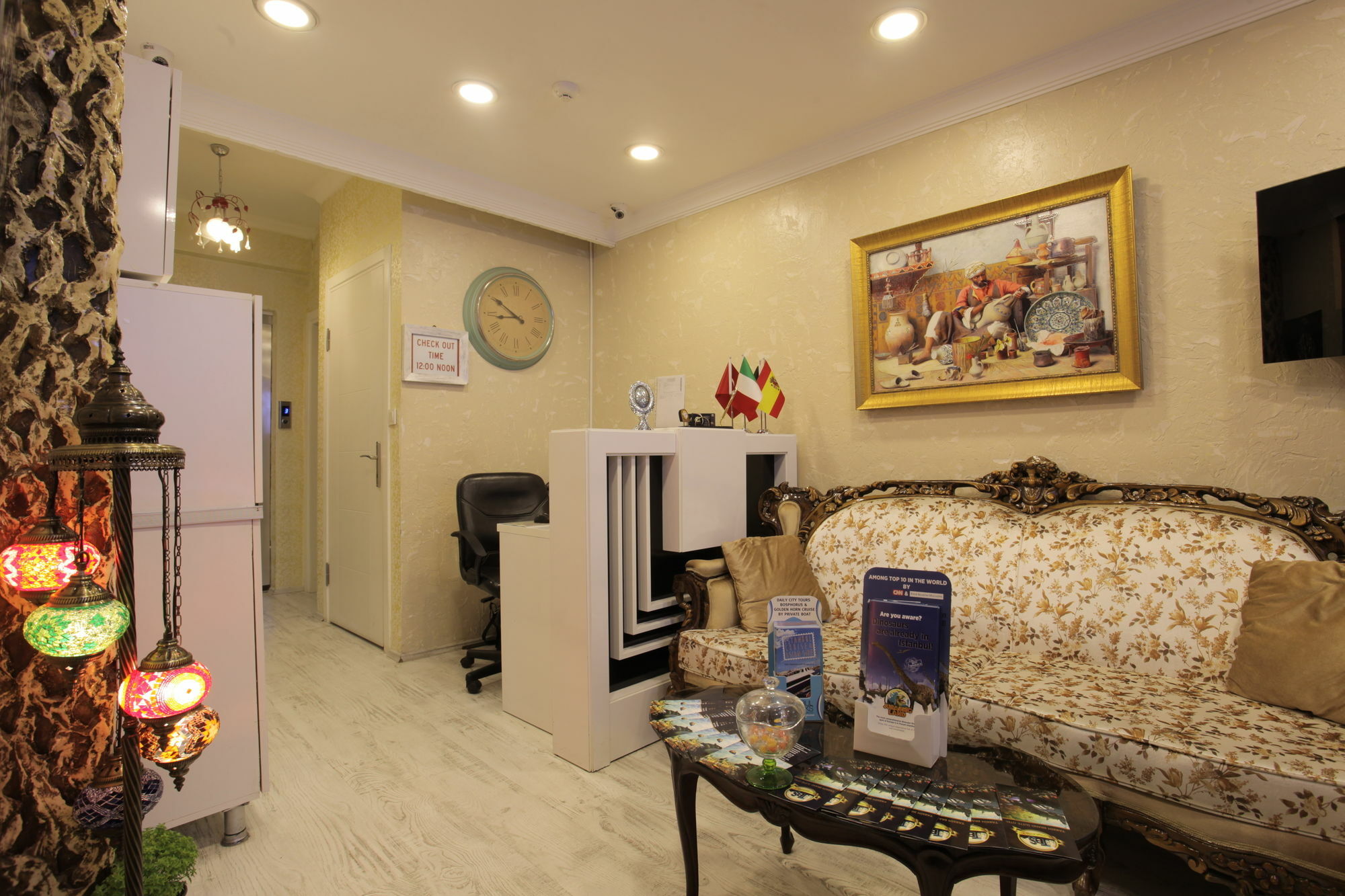 Taksim Brand Suite Istanbul Exterior photo